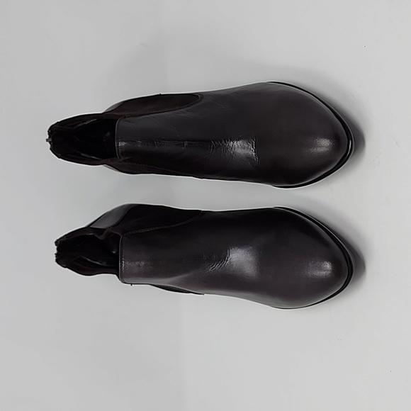 Aquatalia Brown Leather Heels Zip Back Booties Size 10 - Picture 2 of 7